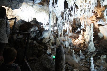 Les Grottes de Thouzon.