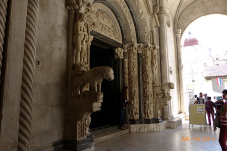 Trogir. kathedraal van Sv. Lovro (Laurentius) 