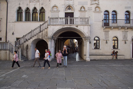 Koper.